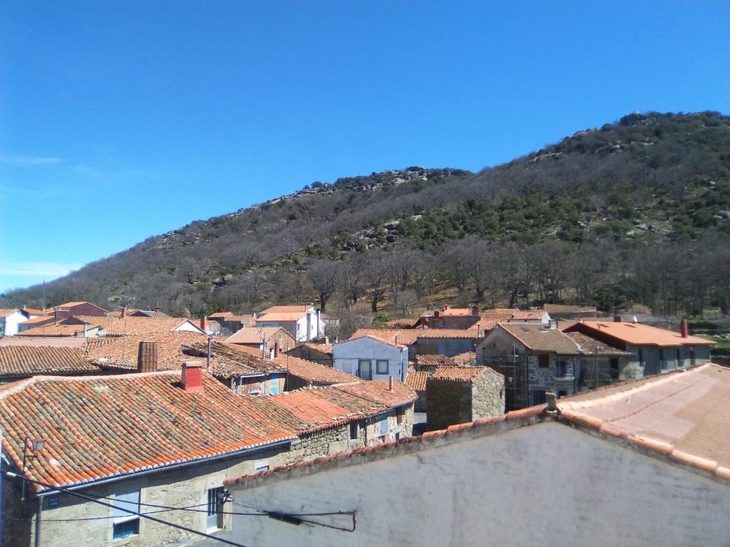 Apartamentos La Covatilla Neila de San Miguel ภายนอก รูปภาพ